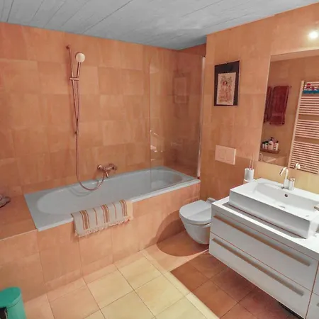 Magnifique Loft De 180m2 Avec Jacuzzi Et Fitness
